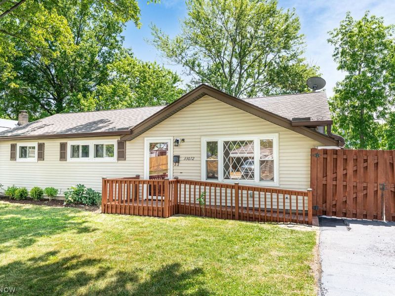 33072 Edward Avenue , Eastlake, OH 44095 Photo 1