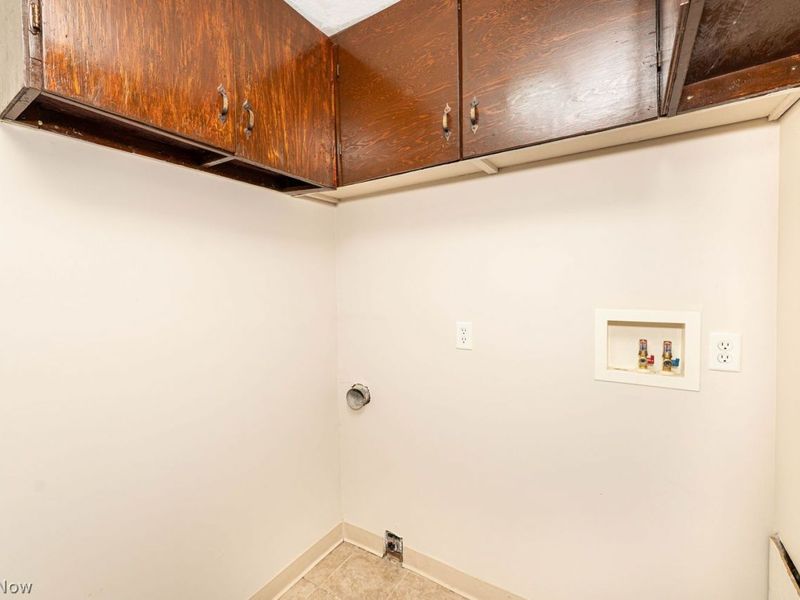 33072 Edward Avenue , Eastlake, OH 44095 Photo 17