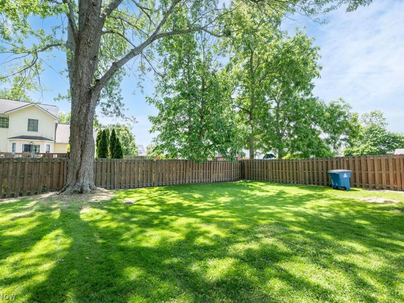 33072 Edward Avenue , Eastlake, OH 44095 Photo 33