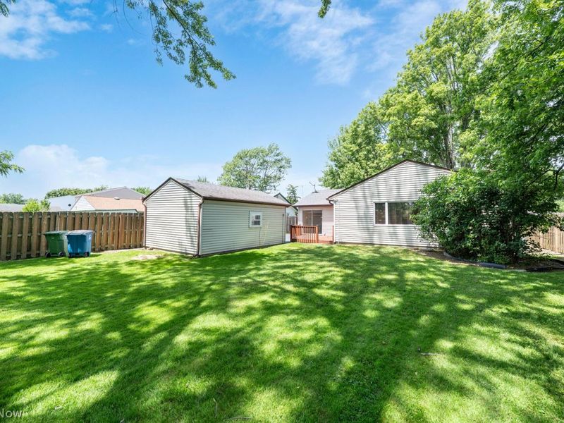 33072 Edward Avenue , Eastlake, OH 44095 Photo 34