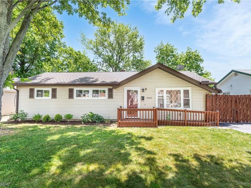 33072 Edward Avenue , Eastlake, OH 44095 Photo 37