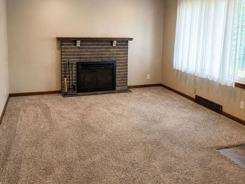 921 Garfield Street , Struthers, OH 44471 Photo 10