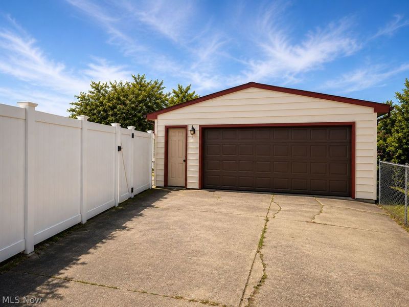 921 Garfield Street , Struthers, OH 44471 Photo 21