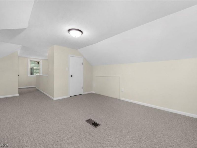 221 Inwood Boulevard , Avon Lake, OH 44012 Photo 33