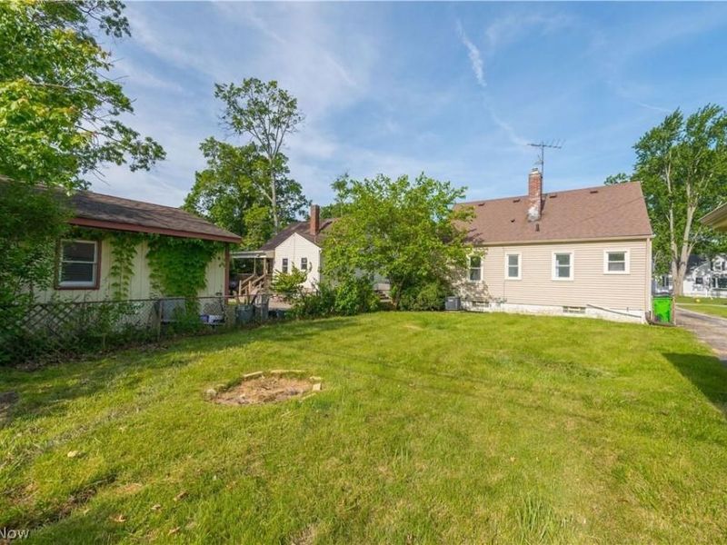 221 Inwood Boulevard , Avon Lake, OH 44012 Photo 48