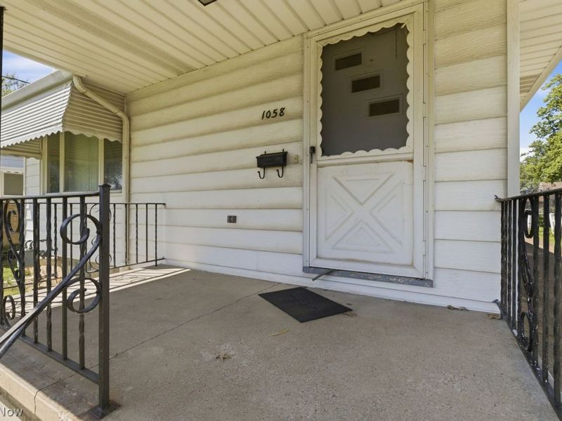 1058 W 29th Street , Lorain, OH 44052 Photo 3