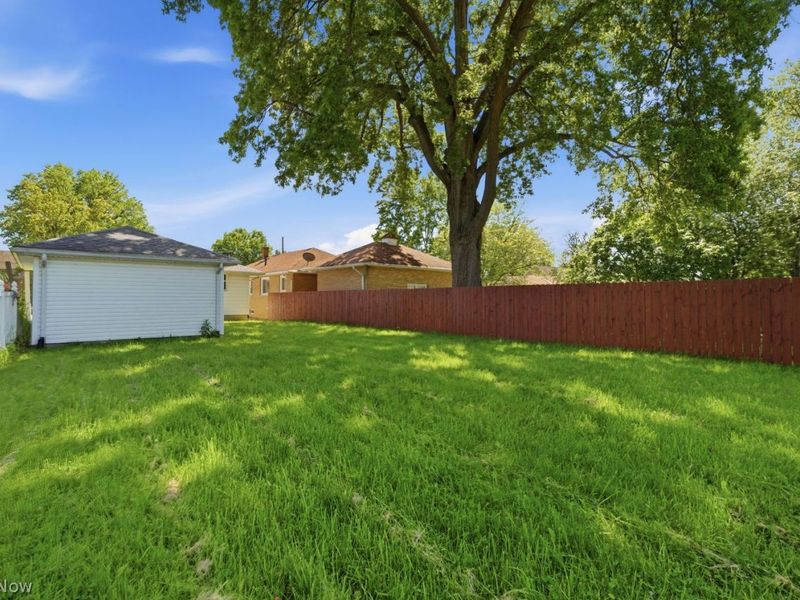 1058 W 29th Street , Lorain, OH 44052 Photo 36