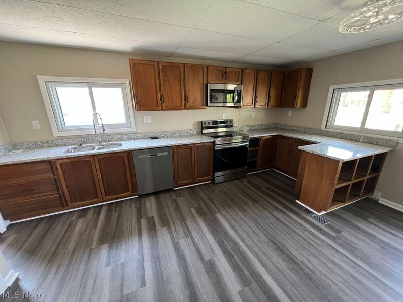 451 Ohio Avenue , Salem, OH 44460 Photo 9