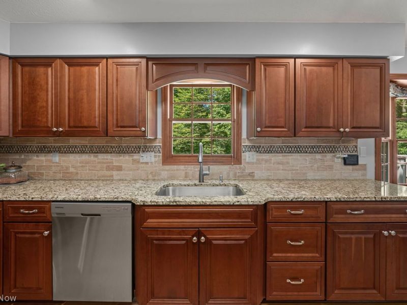 7974 Princewood Drive , Hudson, OH 44236 Photo 10