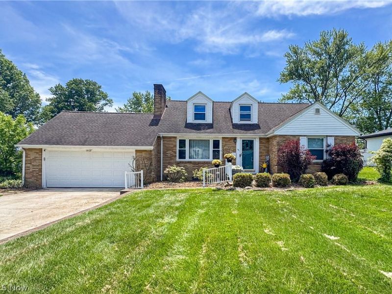 421 Wildwood Drive , Youngstown, OH 44512 Photo 1