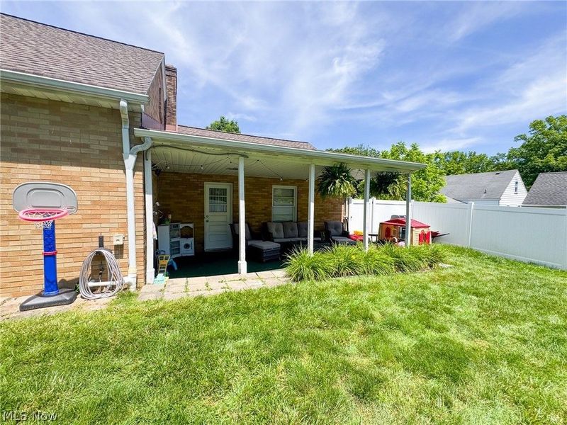 421 Wildwood Drive , Youngstown, OH 44512 Photo 12