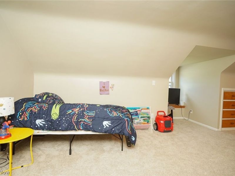421 Wildwood Drive , Youngstown, OH 44512 Photo 13