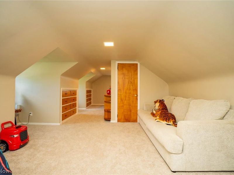 421 Wildwood Drive , Youngstown, OH 44512 Photo 15