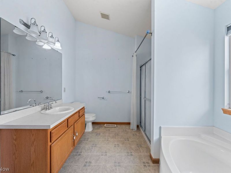 4419 Lockmoor Lane , Brunswick, OH 44212 Photo 12