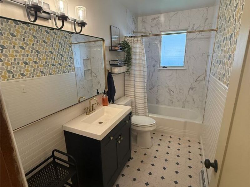 1710 Halbert Drive , Youngstown, OH 44514 Photo 20