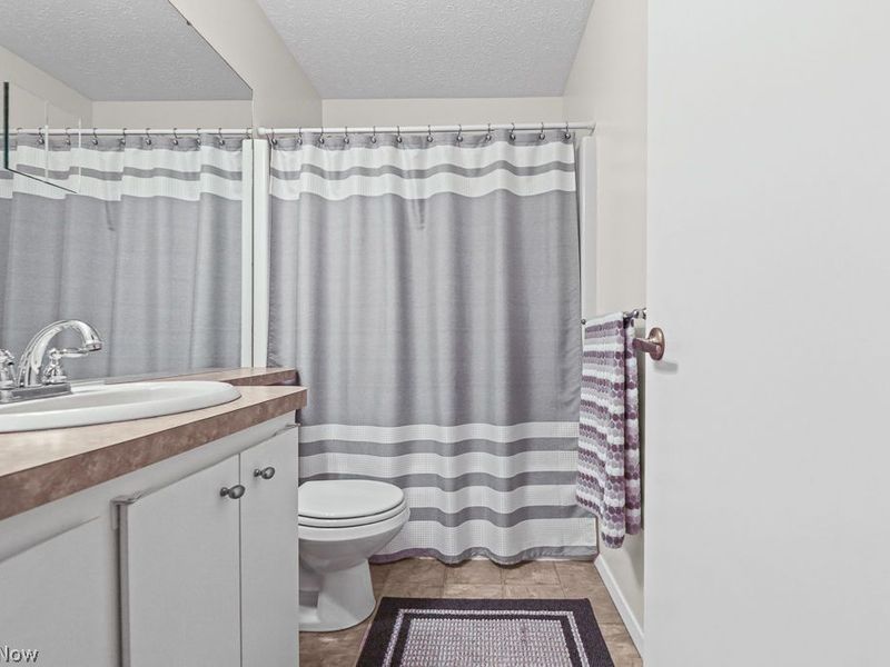 33180 Glenwood Court , North Ridgeville, OH 44039 Photo 13