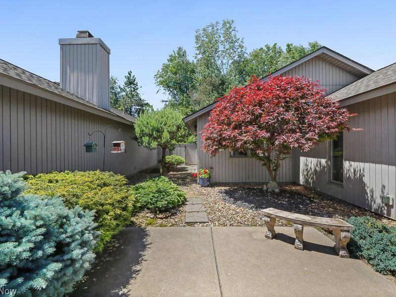 33180 Glenwood Court , North Ridgeville, OH 44039 Photo 22