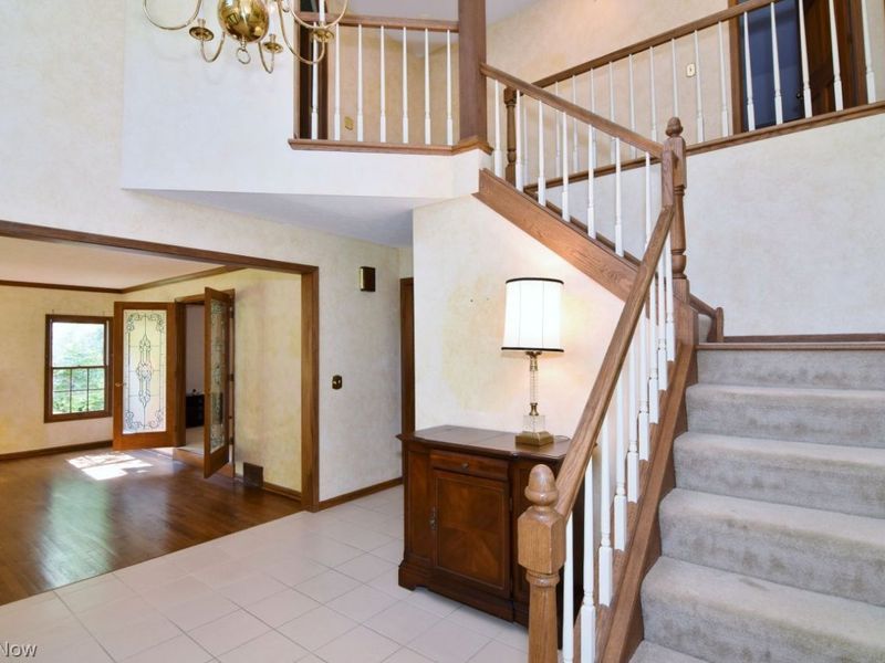20816 S Woodland Road , Shaker Heights, OH 44122 Photo 2
