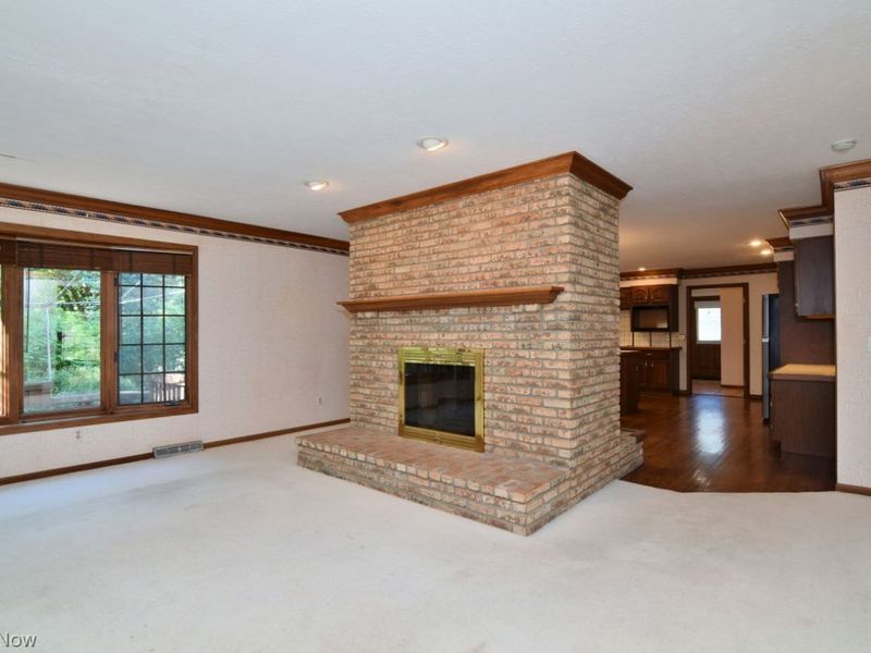 20816 S Woodland Road , Shaker Heights, OH 44122 Photo 6