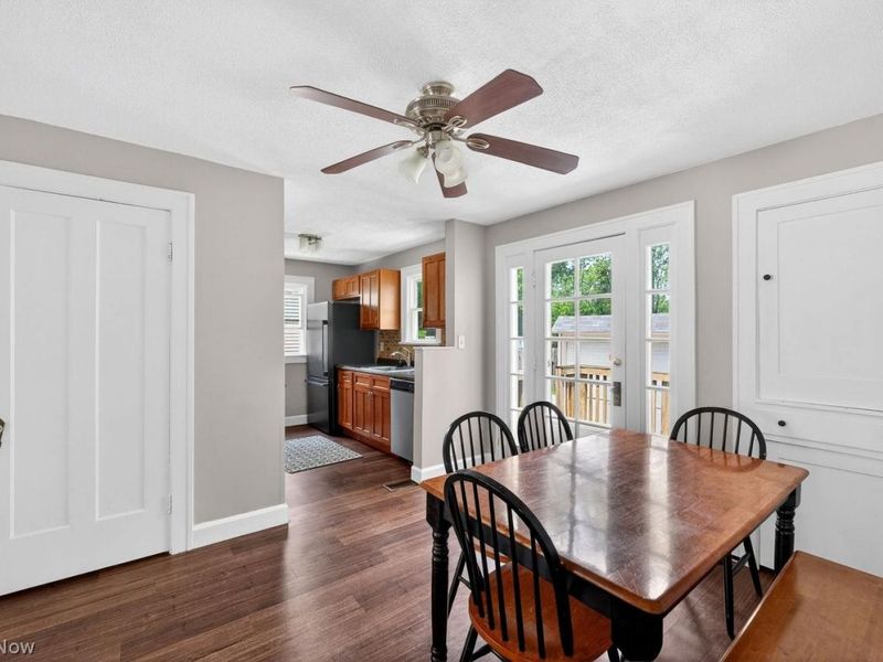 321 Waverly Street , Berea, OH 44017 Photo 10