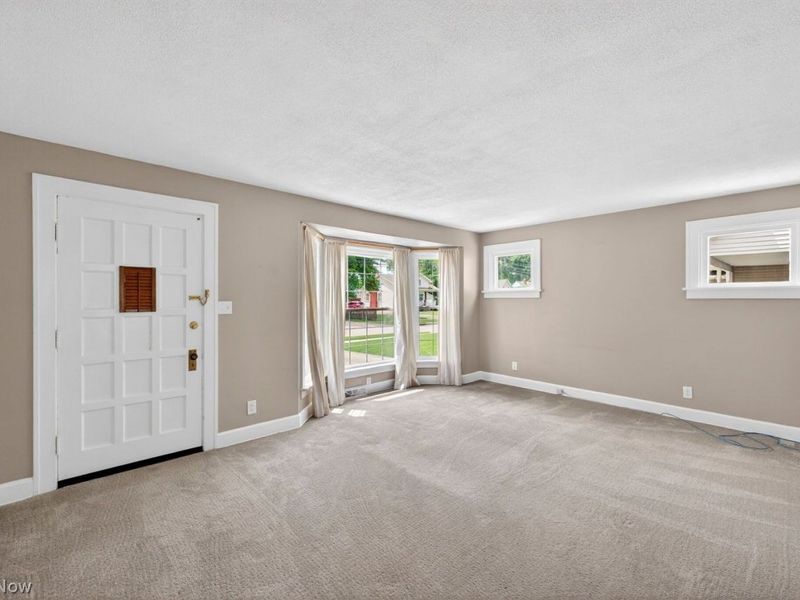 321 Waverly Street , Berea, OH 44017 Photo 7