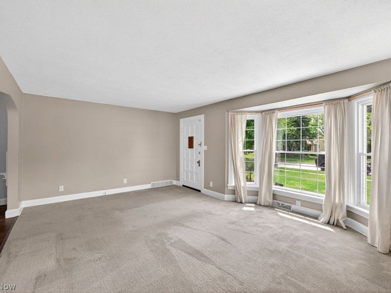 321 Waverly Street , Berea, OH 44017 Photo 8