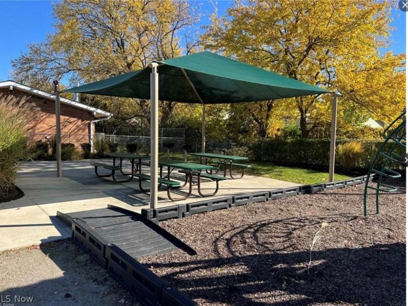 23865 David Drive , Unit 103, North Olmsted, OH 44070 Photo 19
