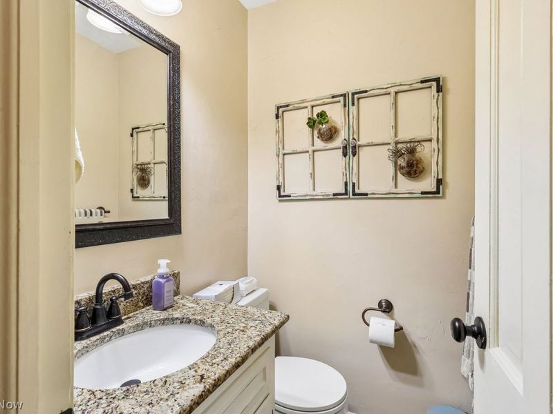 8015 Spartan Drive , Youngstown, OH 44512 Photo 22