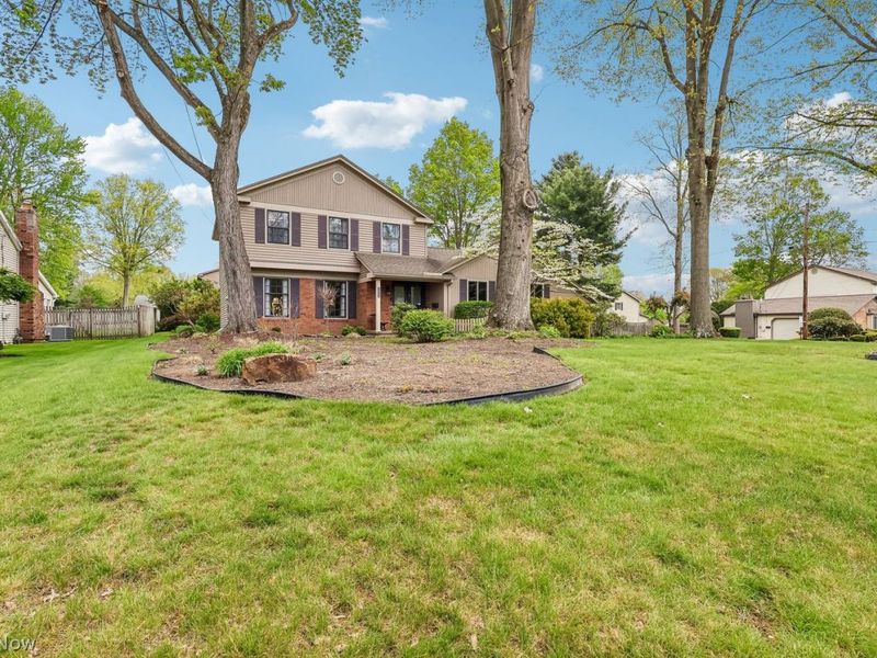 8015 Spartan Drive , Youngstown, OH 44512 Photo 4