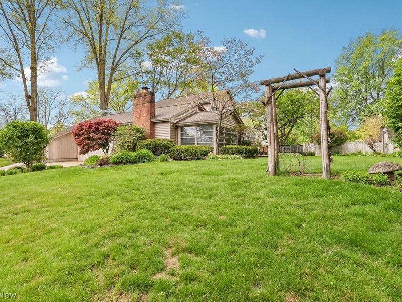 8015 Spartan Drive , Youngstown, OH 44512 Photo 43