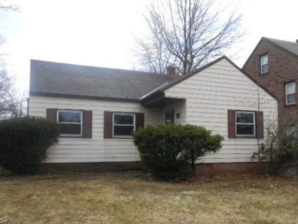 3540 Bainbridge Road , Cleveland Heights, OH 44118