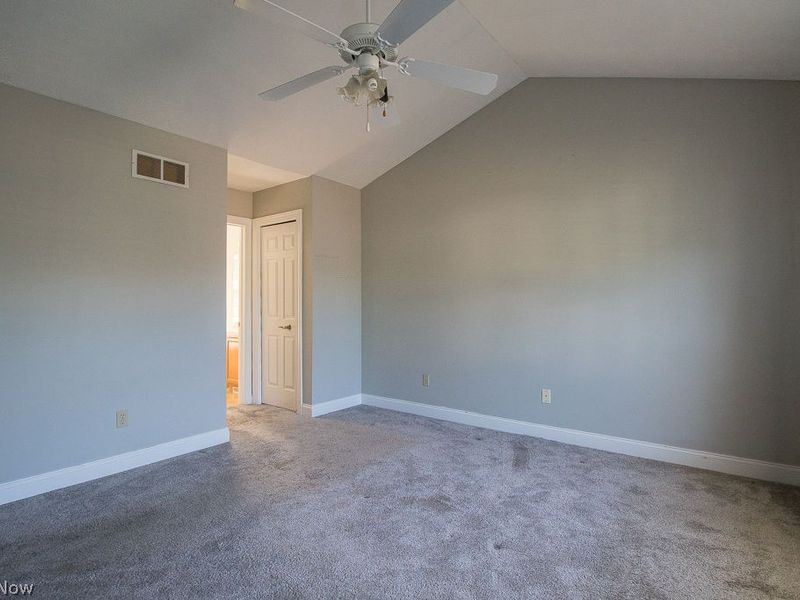 108 Deepwood Court , Chardon, OH 44024 Photo 14