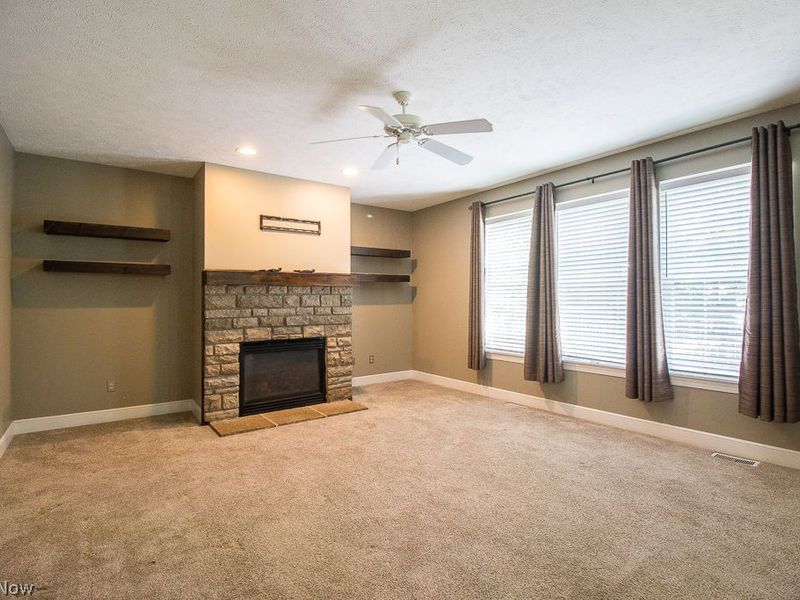 108 Deepwood Court , Chardon, OH 44024 Photo 2
