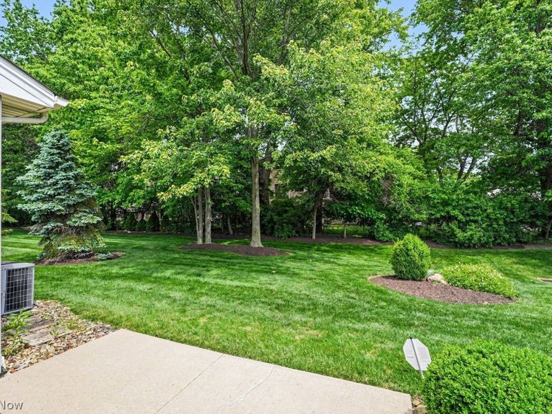 1381 E Cross Creek Drive, Willoughby, OH 44094 Photo 20
