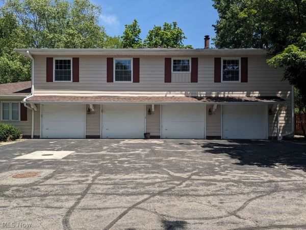 8713 Fox Rest Drive , Brecksville, OH 44141