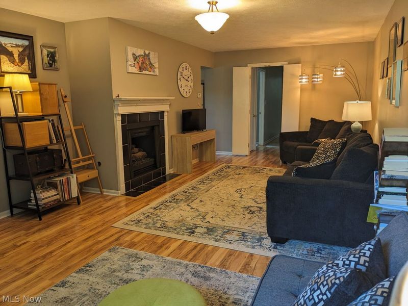 8713 Fox Rest Drive , Brecksville, OH 44141 Photo 5