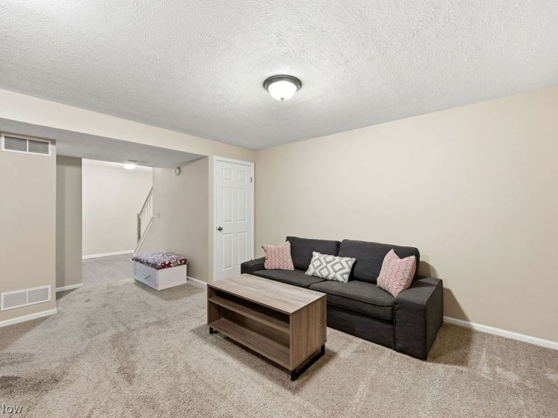 19489 Cyclone Drive , Unit 108, Cleveland, OH 44135 Photo 27