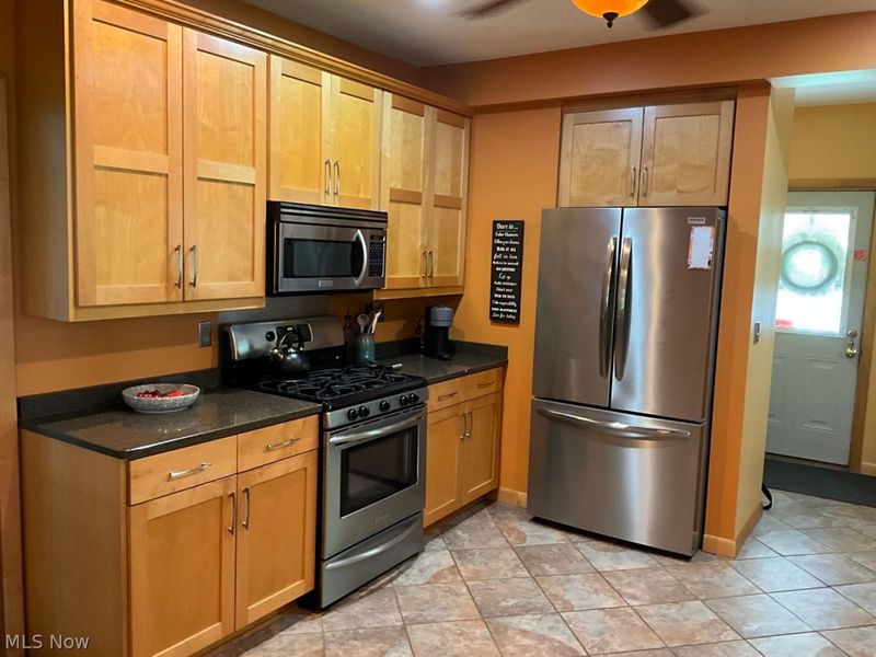 1062 Irvington Avenue NE, Massillon, OH 44646 Photo 15