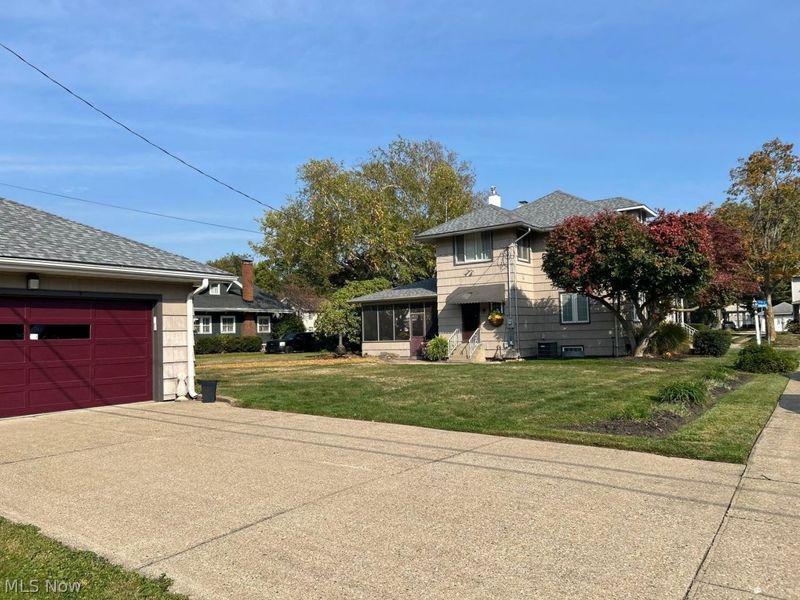 1062 Irvington Avenue NE, Massillon, OH 44646 Photo 9