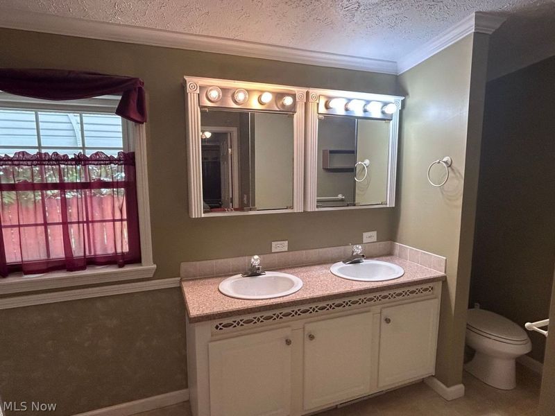 Apple Creek, OH 44606 Photo 6