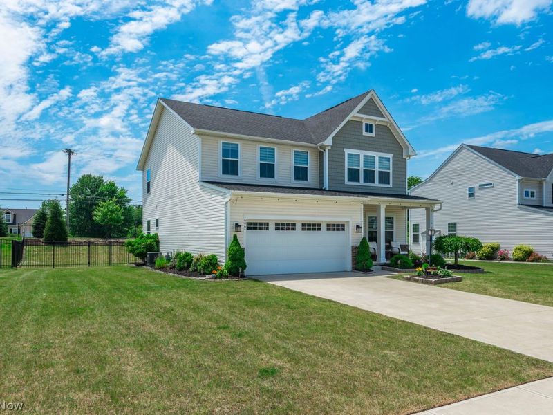 6084 Yale Court , North Ridgeville, OH 44039 Photo 2