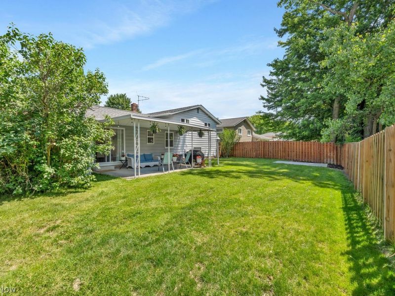22685 Bard Avenue , Fairview Park, OH 44126 Photo 18