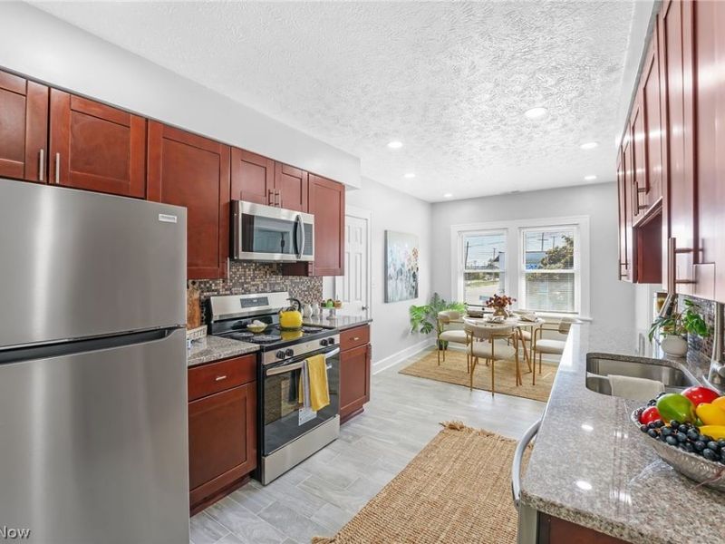 13501 Lakewood Heights Boulevard , Unit 5, Lakewood, OH 44107 Photo 13