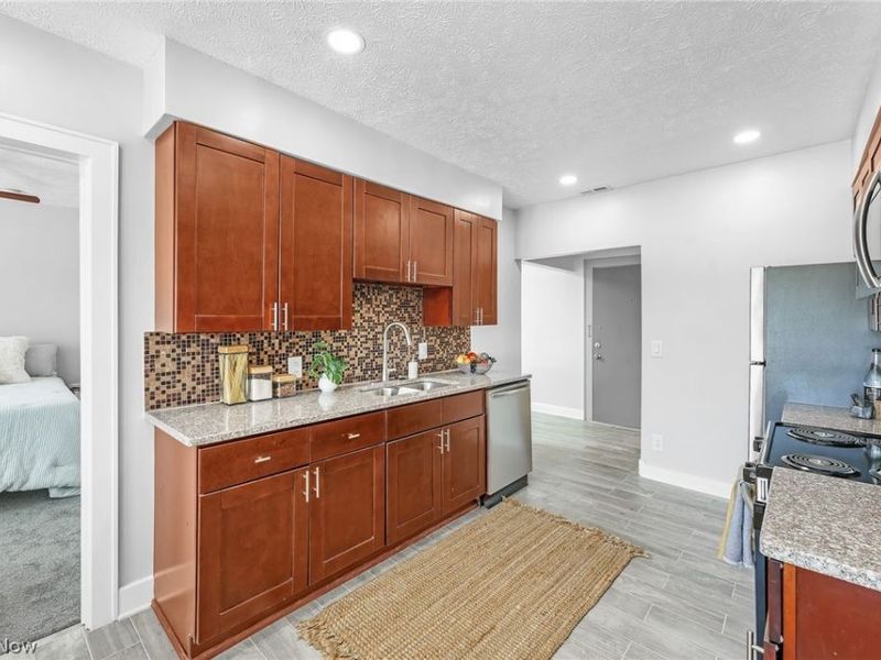 13501 Lakewood Heights Boulevard , Unit 5, Lakewood, OH 44107 Photo 15