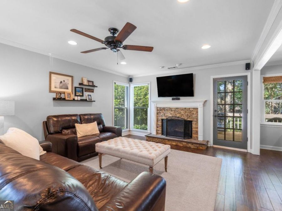 Property Image 11