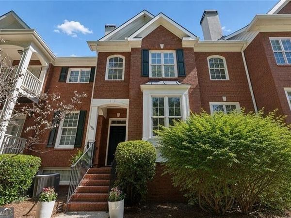 1194 Brookhaven Glen, Atlanta, GA 30319