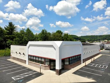 343 N Wallace Wilkinson Boulevard, Liberty, KY 42539