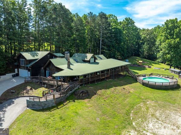 3554 Martin Creek Drive, Gainesville, GA 30506