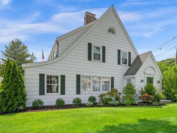 10 Charlotte Road, Marblehead, MA 01945