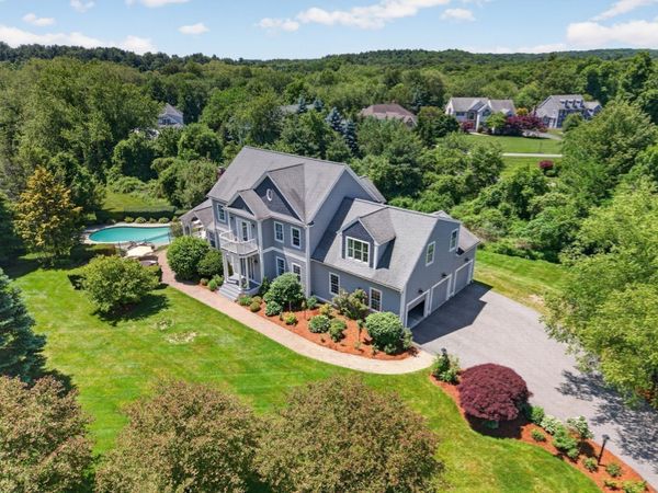 2 Watkins Ln, Southborough, MA 01772